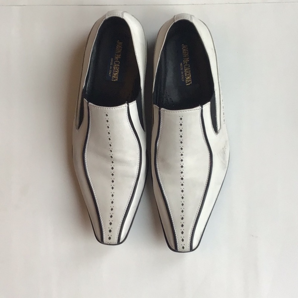 Host Pick! ❤️ John McCartney Vintage Shoes - Picture 2 of 14